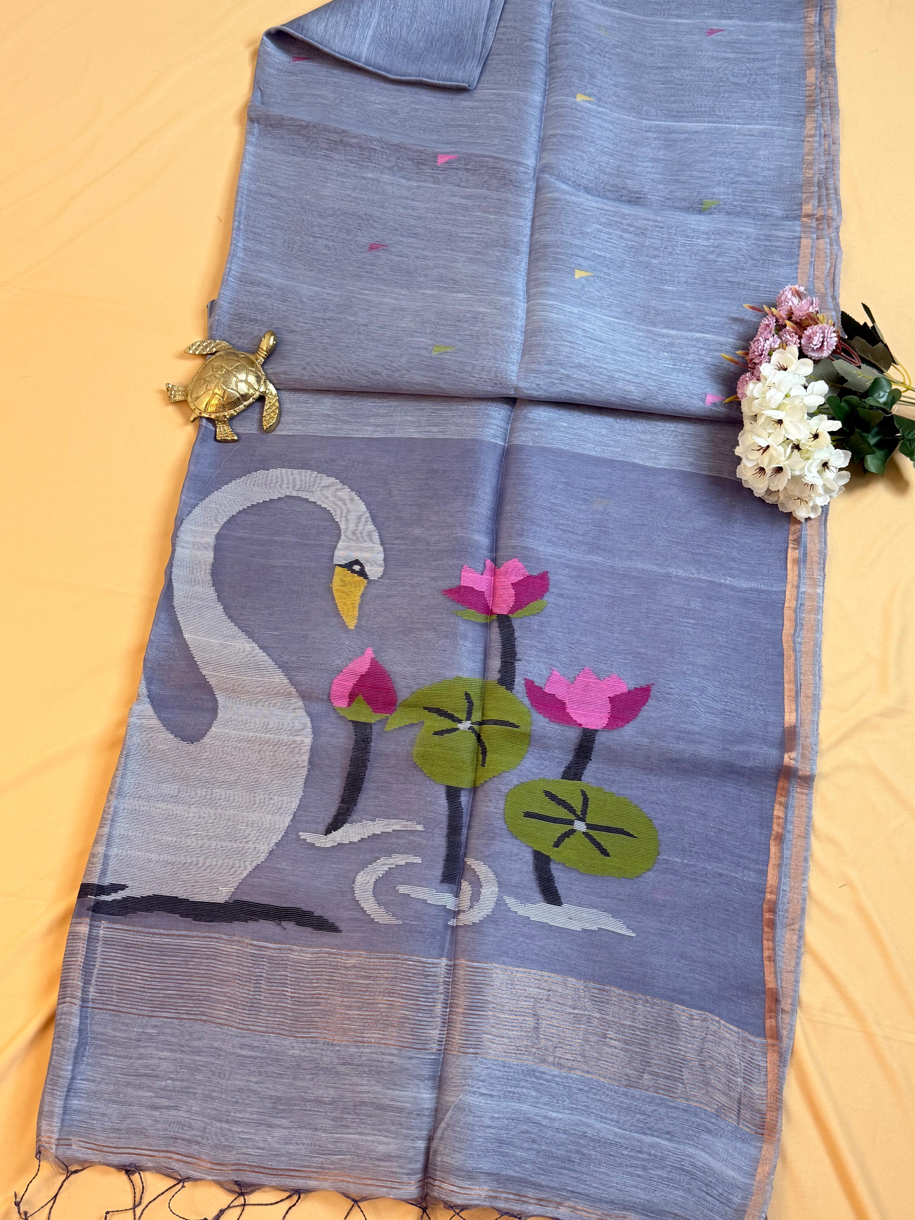 Handloom Silk Linen Saree with Ethereal Silk Muslin Pallu