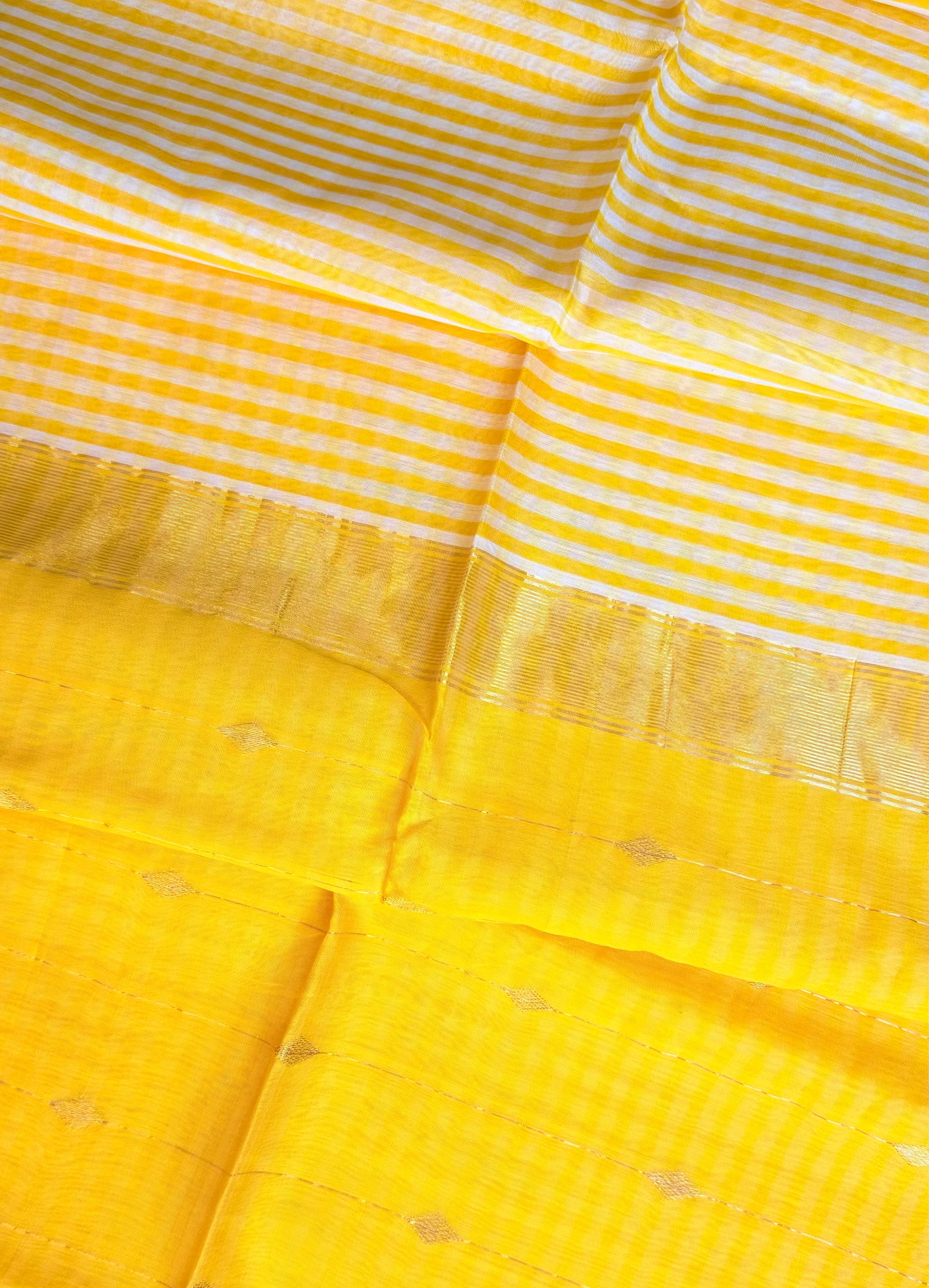 Handloom Maheshwari Small Self-Chex Saree