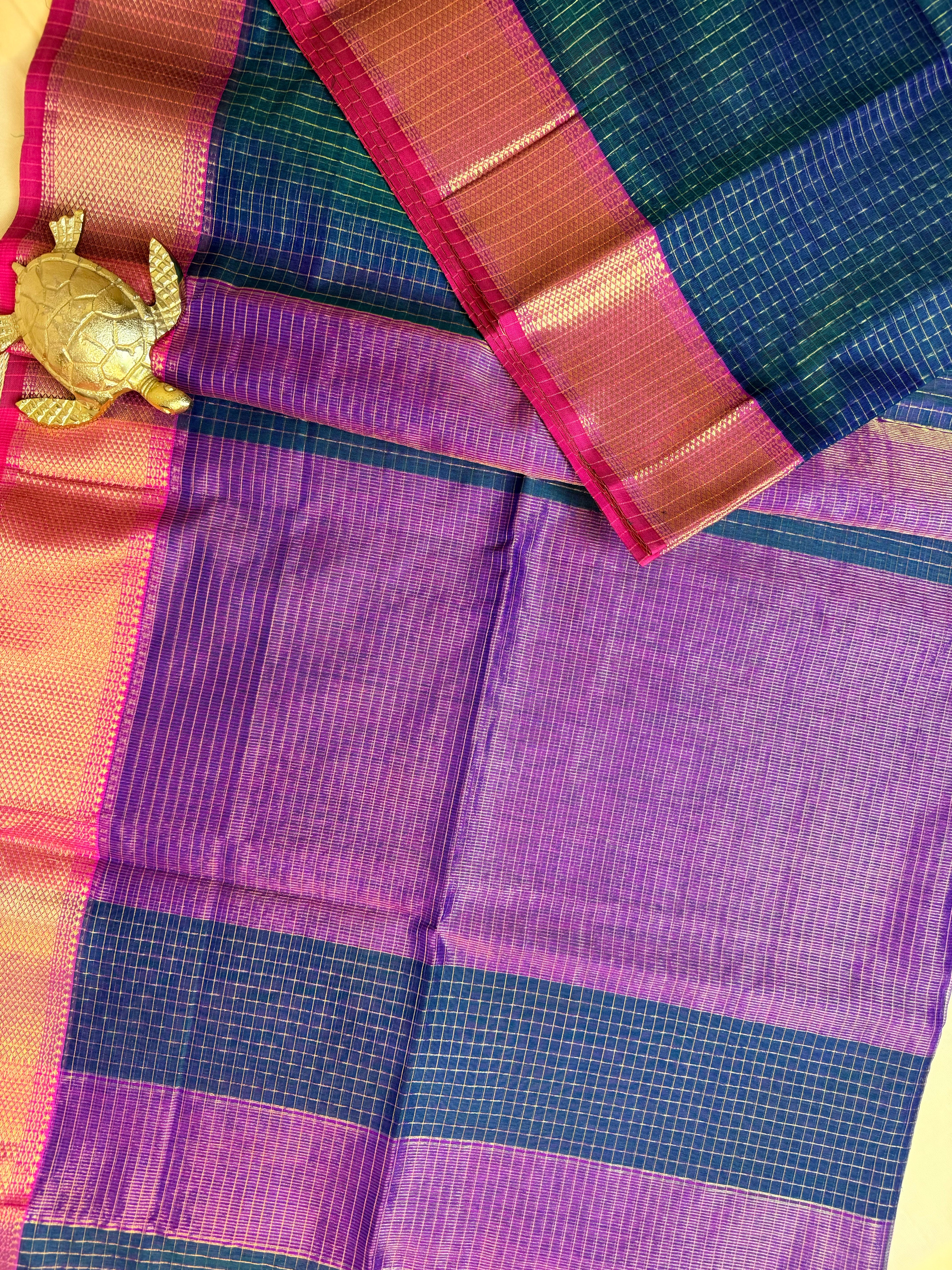 Handloom Maheshwari All-Over Zari Checks Saree
