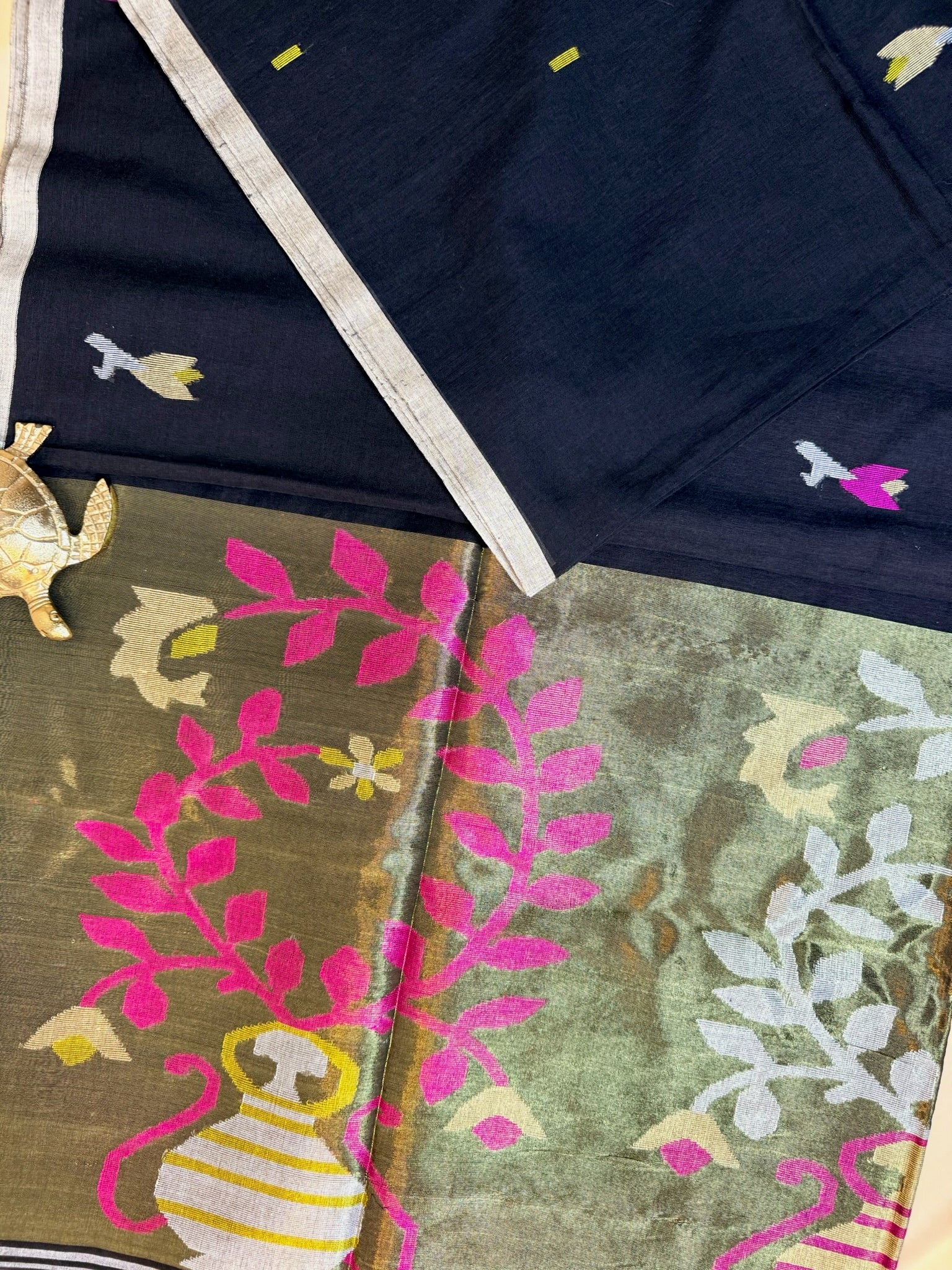 Maslite Cotton Jamdani-Paithani (Copy)