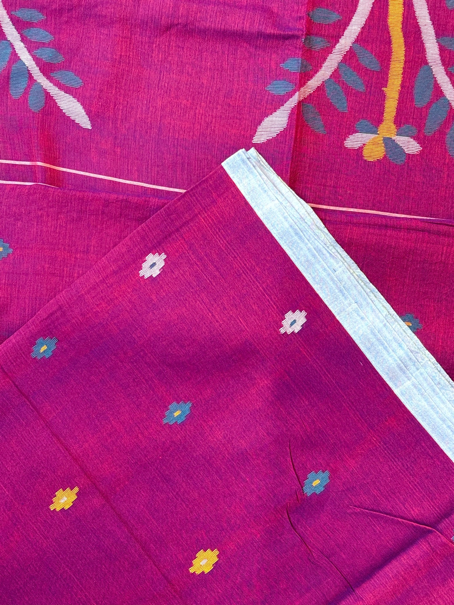 Handloom Mul Cotton Needle Jamdani Saree