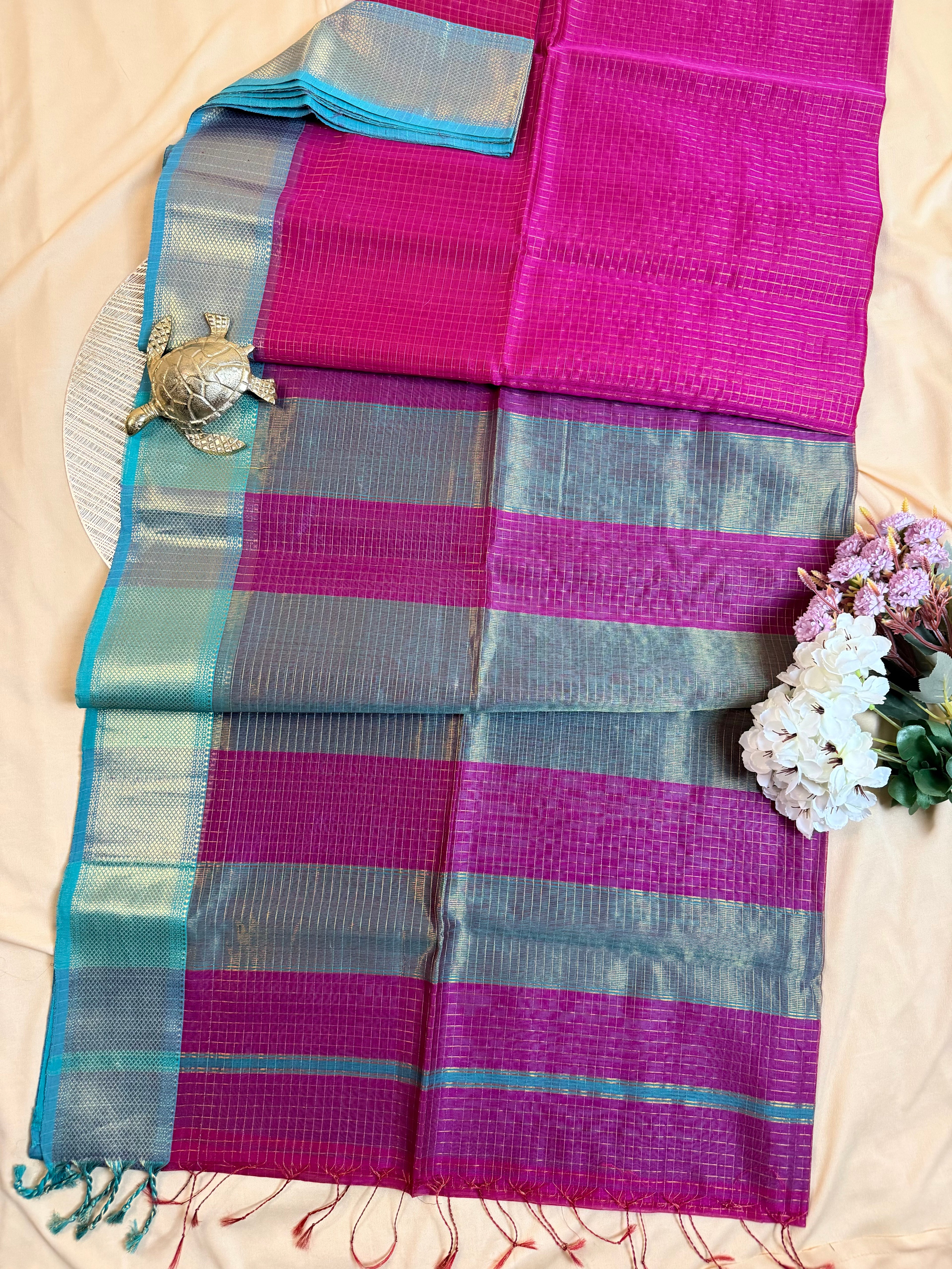 Handloom Maheshwari All-Over Zari Checks Saree