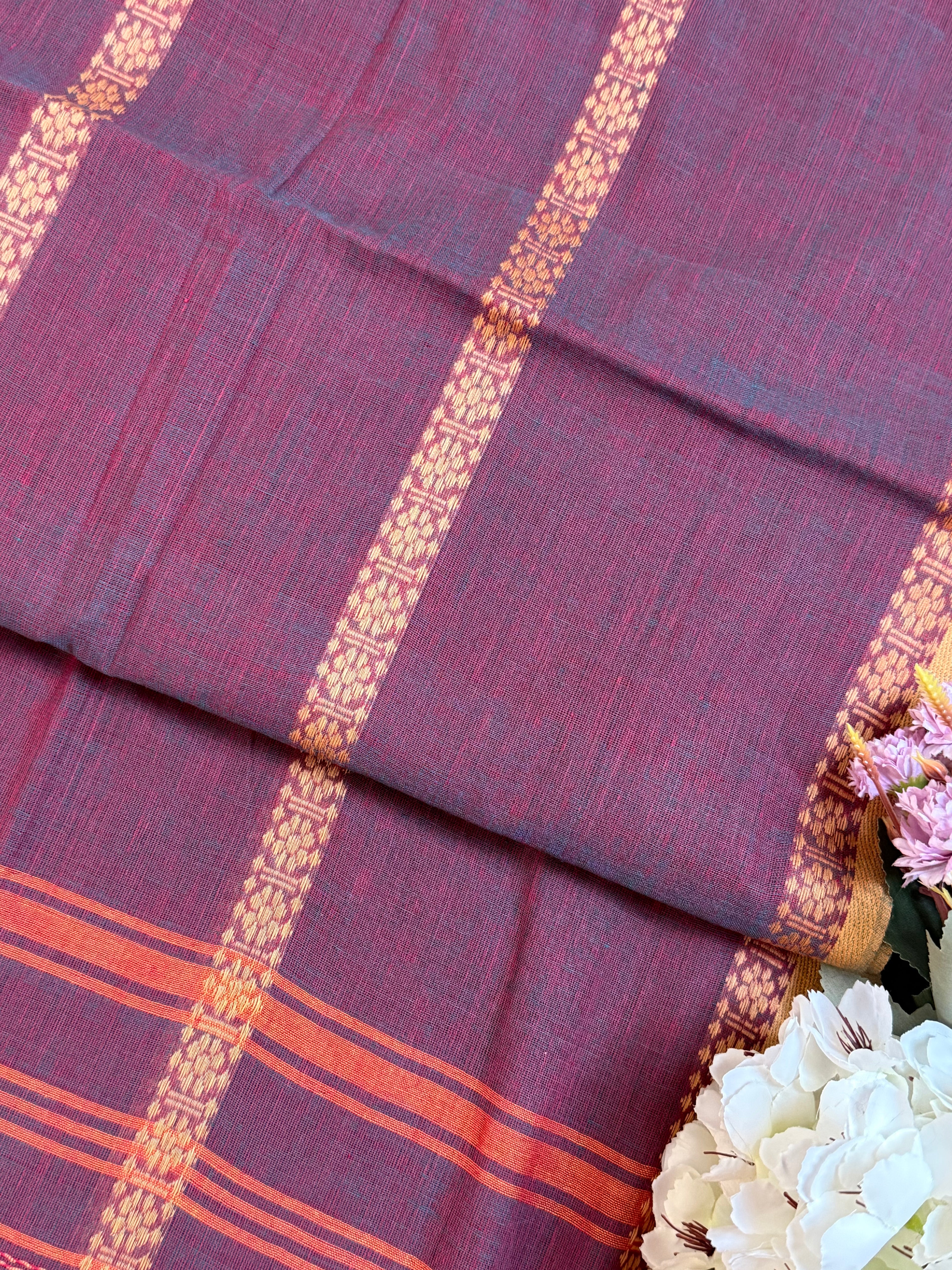 Handloom Dhaniakhali All-Over Intricate Line Butti Saree