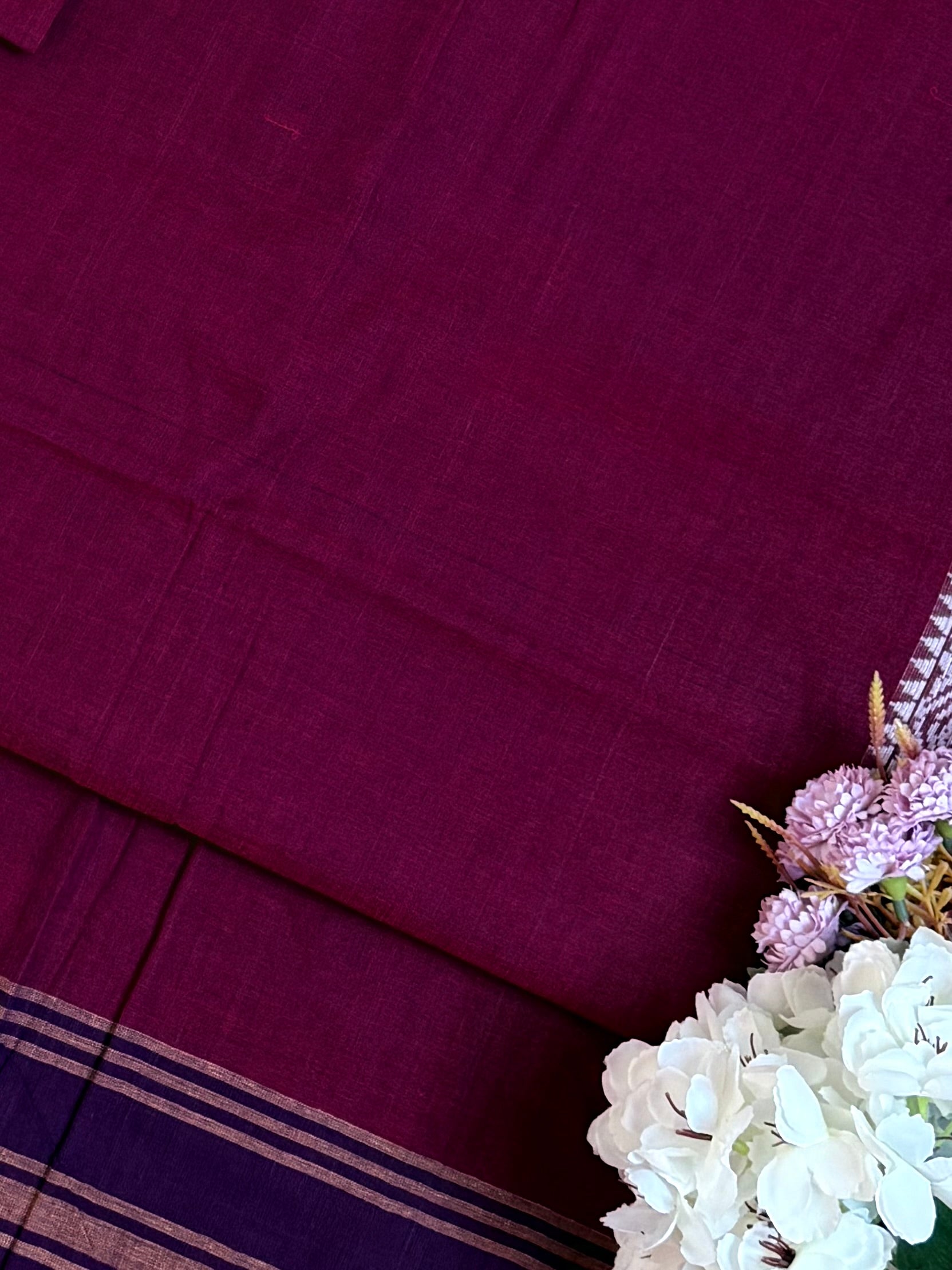 Handloom Dhaniakhali Cotton Saree with Thin Border