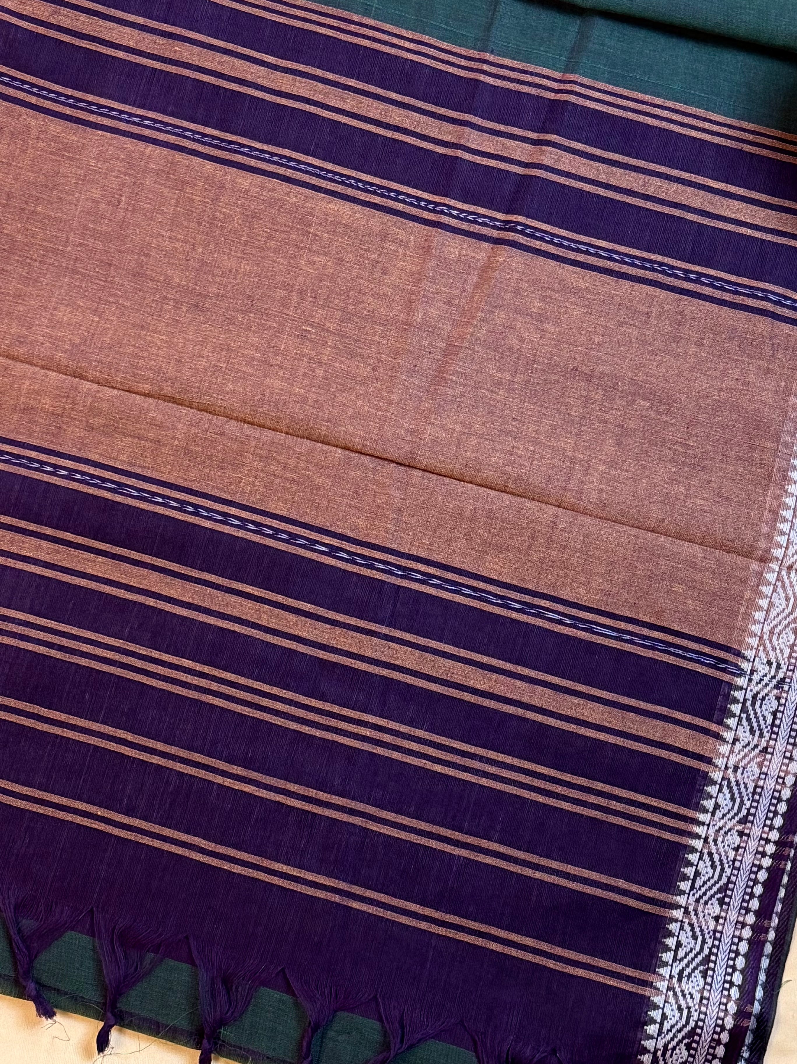 Handloom Dhaniakhali Cotton Saree with Thin Border