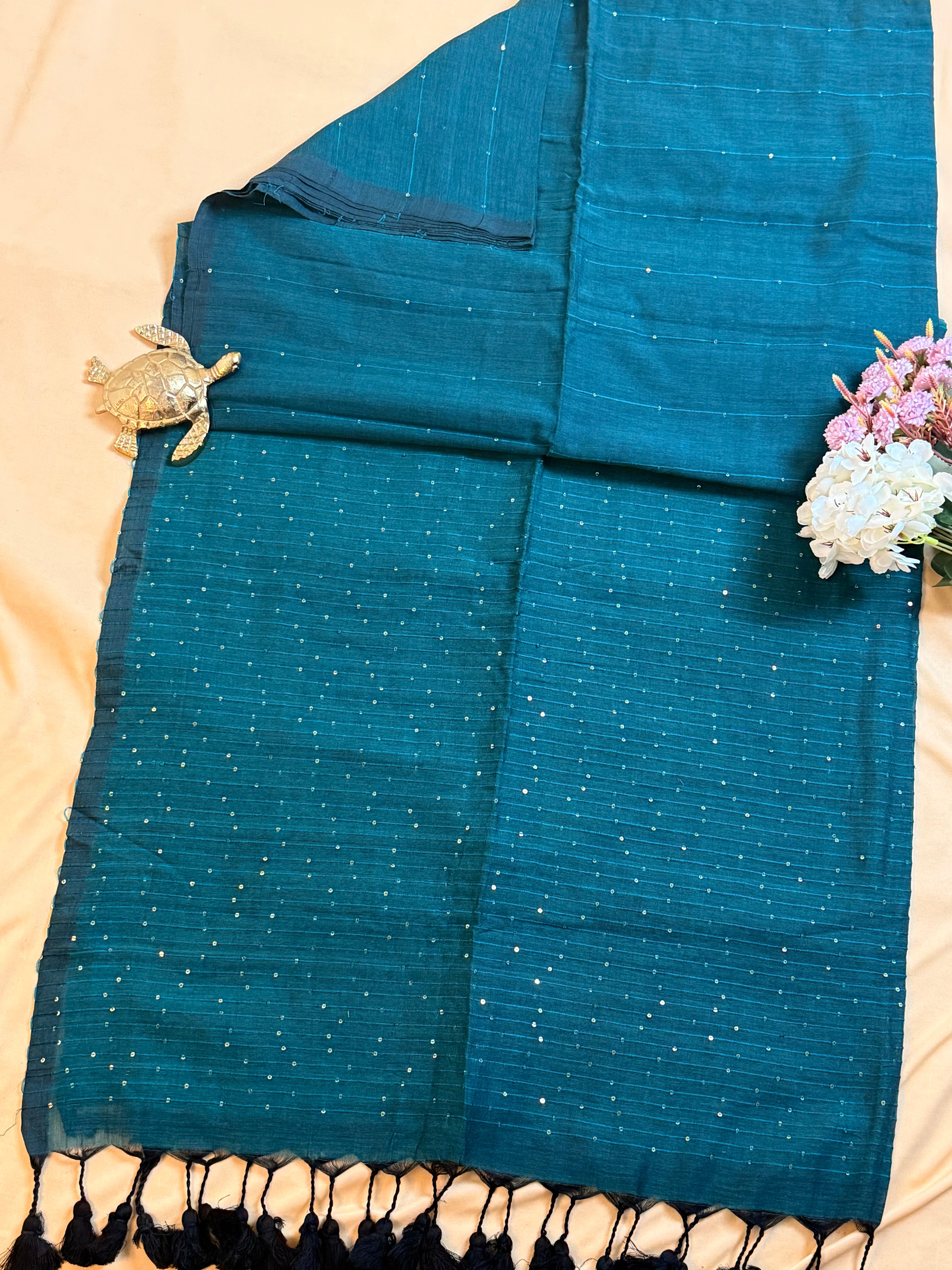 Handwoven Mul Cotton Saree with Sparkling Sequin