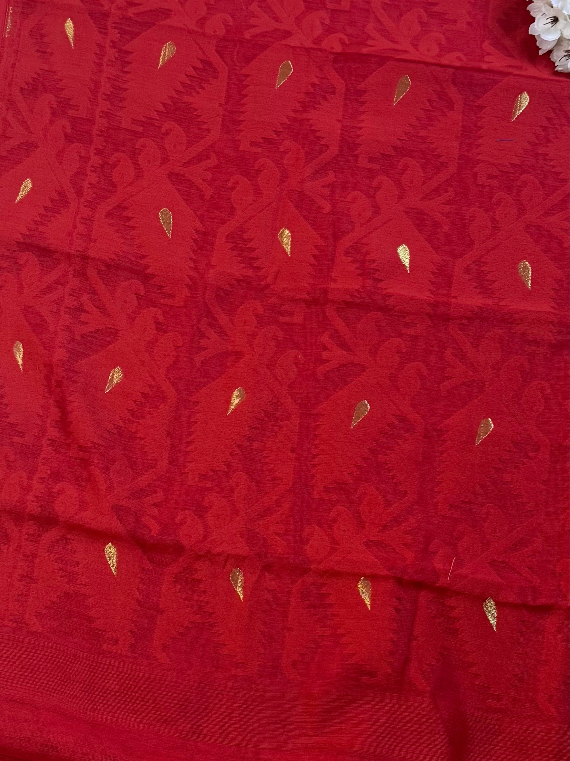 Deep Red Dhakai Jamdani Saree in Airy Cotton