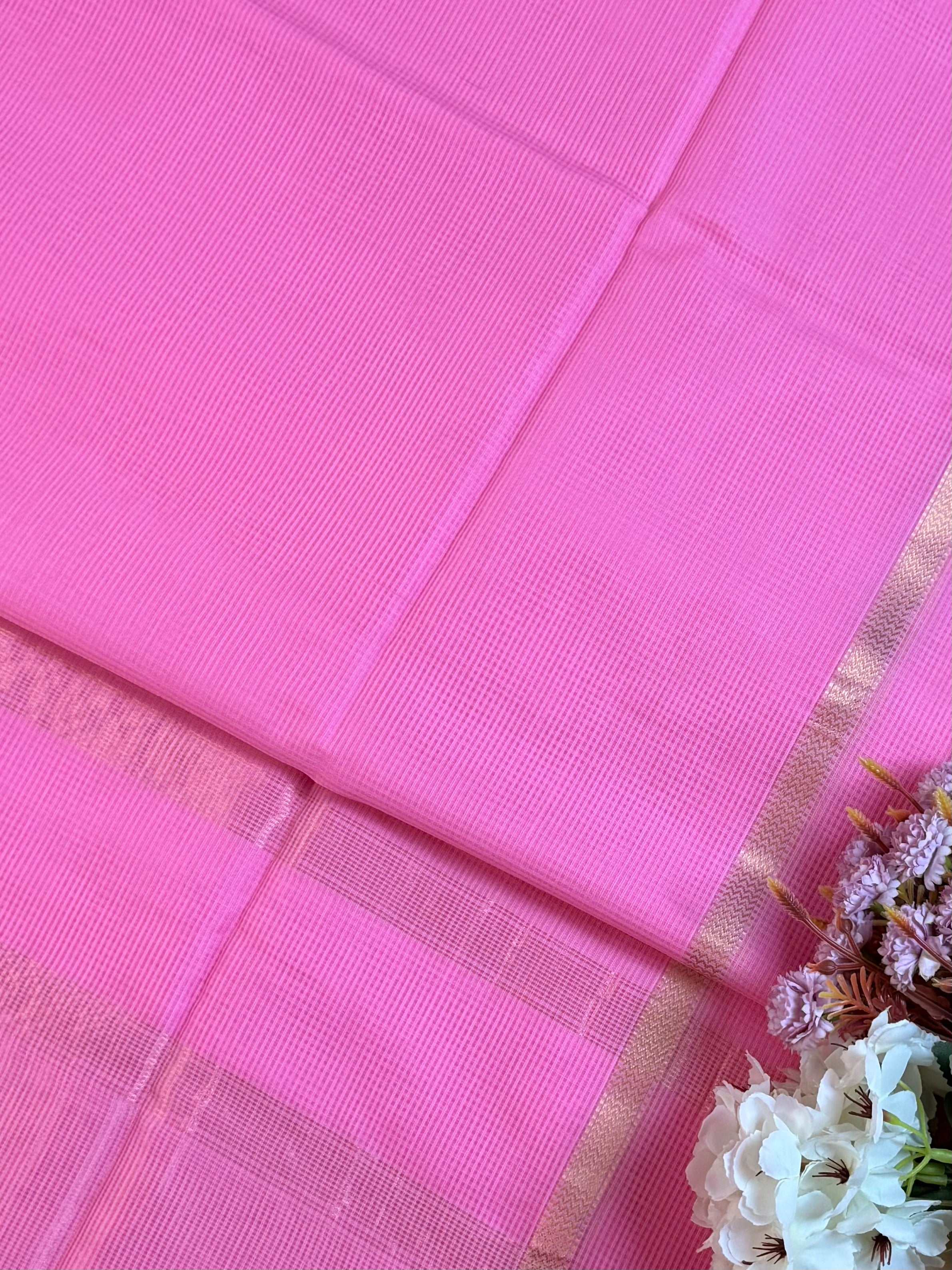 Handloom Maheshwari Small Self-Chex Saree