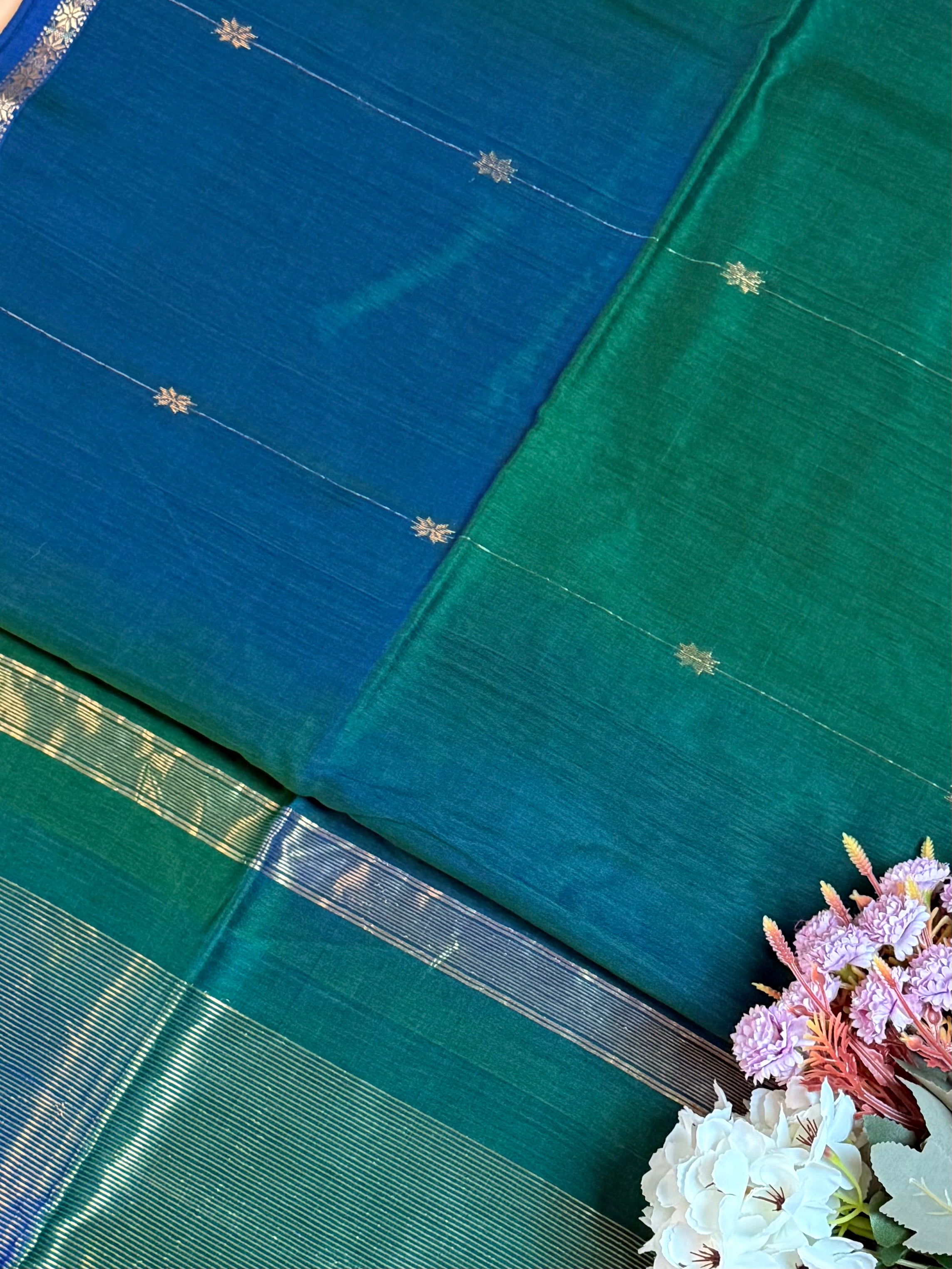 Handloom Maheshwari Line butta Saree