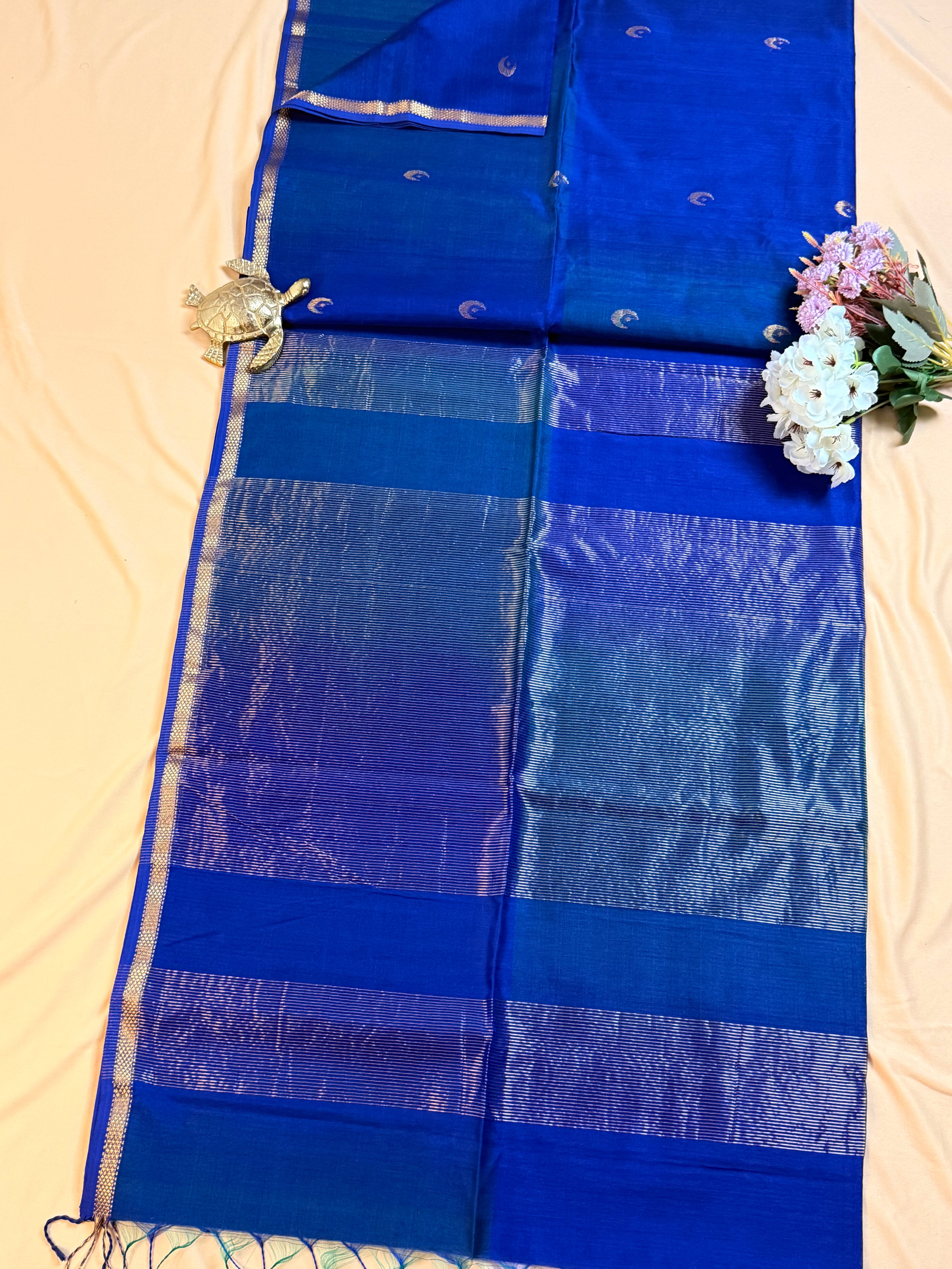 Handloom Maheshwari Chand Butta Saree