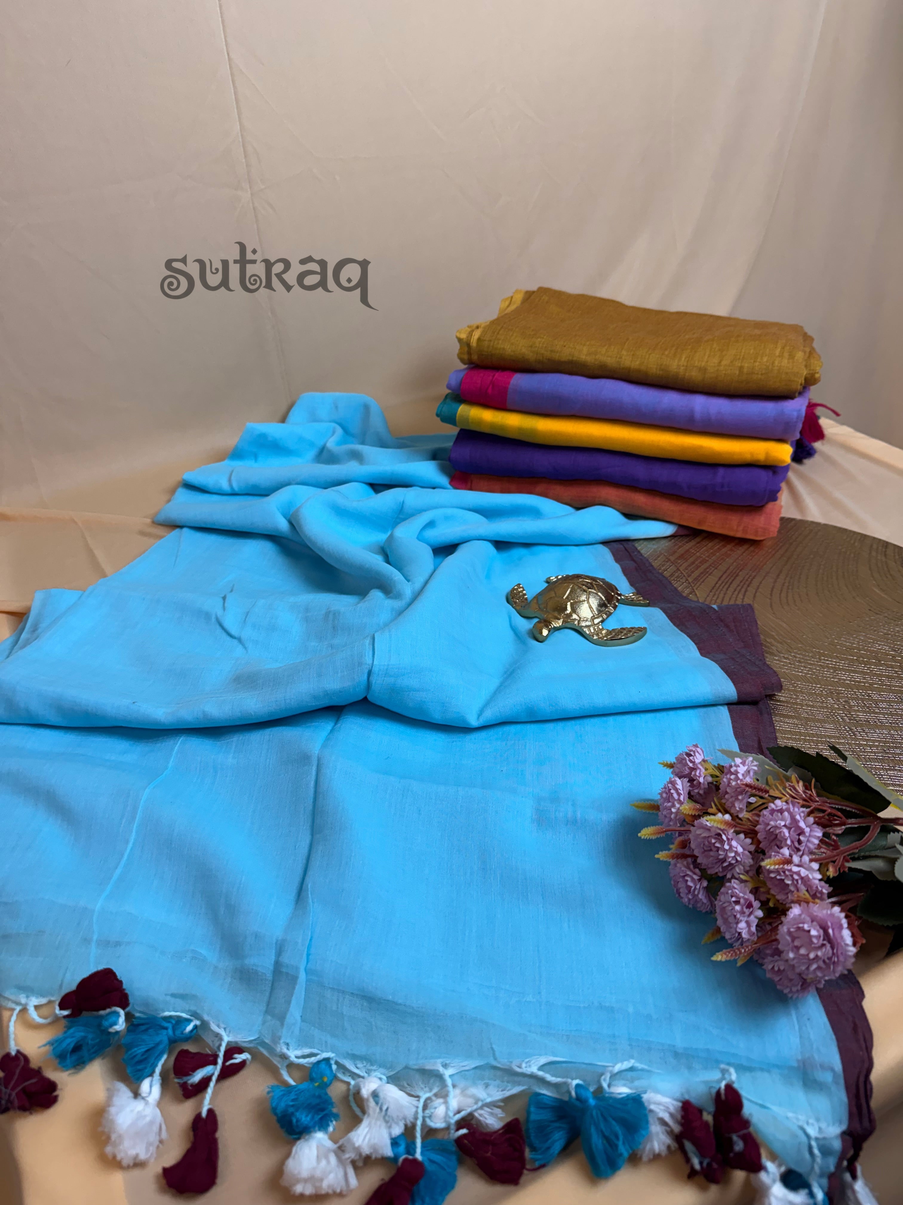 Pure Mul Plain Cotton Saree with Contrast Pallu