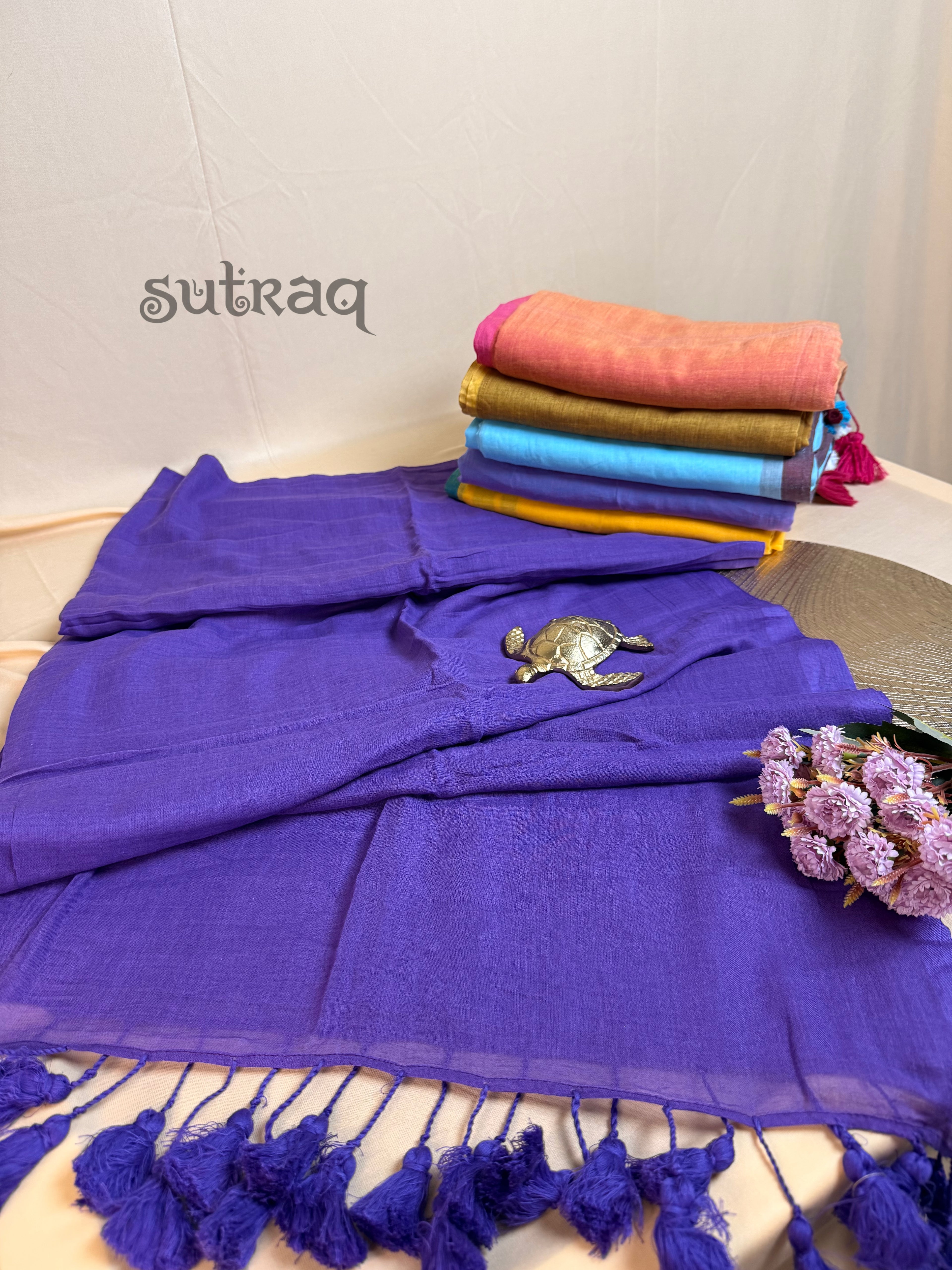 Pure Mul Plain Cotton Saree with Contrast Pallu